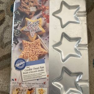 Wilton cookie treat pan stars NIB